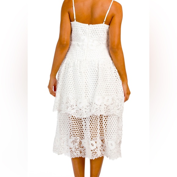 🌸White Lace Dress 🌸 - Picture 1 of 2
